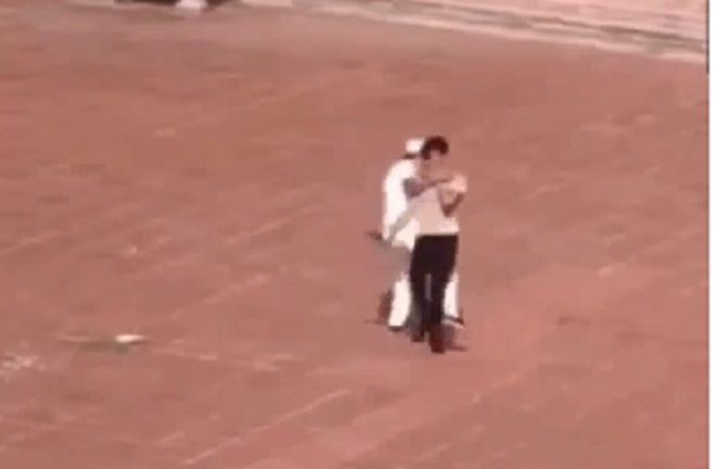 Bảo vệ trường cấp 3 ở Thái Bình đánh người ngay sân trường: Hiệu phó lên tiếng