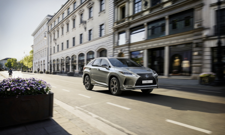 Lexus RX 2021 thêm phiên bản Sport cho thị trường châu Âu