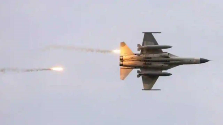 Đài Loan điều chiến đấu cơ ngăn 18 máy bay Trung Quốc