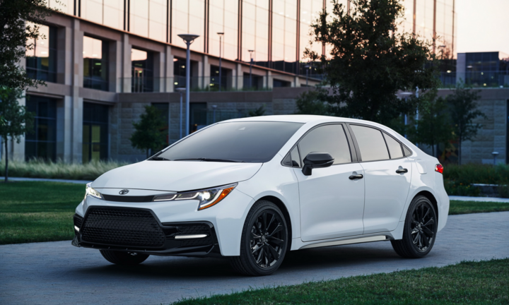  Vì sao hơn 50% ô tô có màu đen hoặc trắng ?