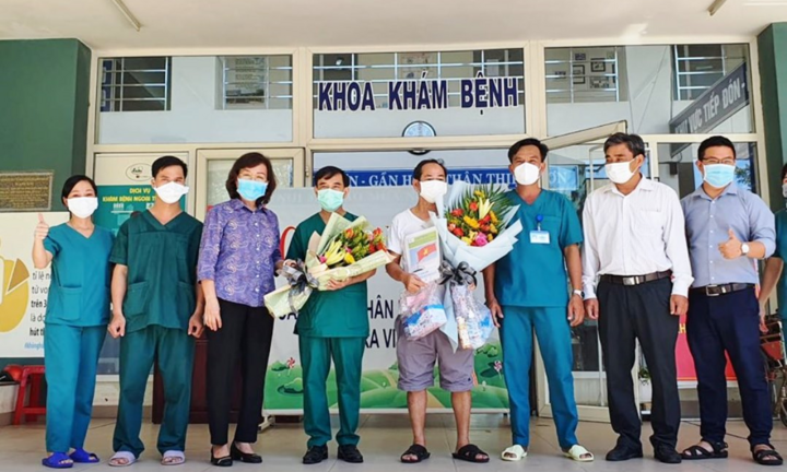 Bệnh nhân cuối cùng ra viện, Đà Nẵng không còn ca mắc COVID-19