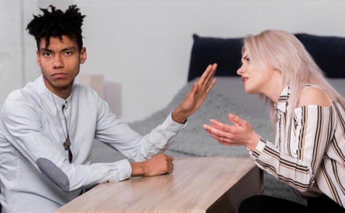 Dấu hiệu chàng chỉ giả vờ thích bạn