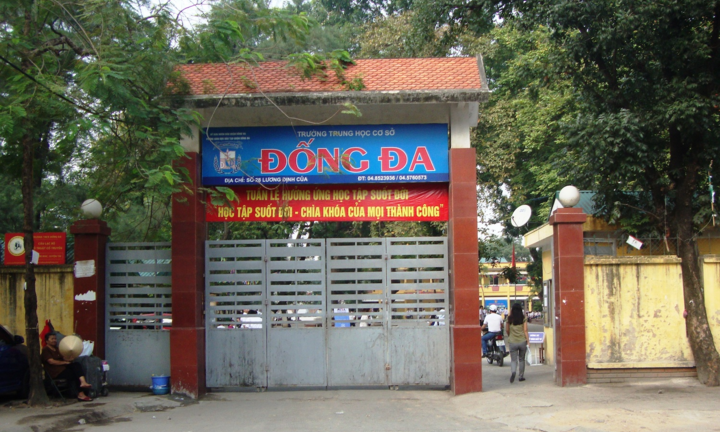 Học sinh ngã từ tầng 2, hiệu trưởng trường THCS Đống Đa Hà Nội nói gì?