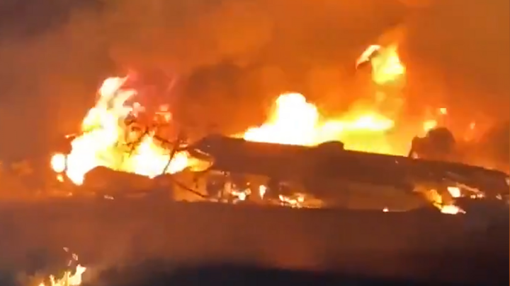 Video: Hiện trường thảm khốc vụ rơi máy bay quân sự Ukraina