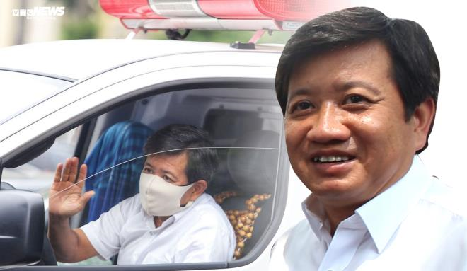 Công khai số điện thoại, ông Đoàn Ngọc Hải bị nhắn tin lăng mạ, xin tiền