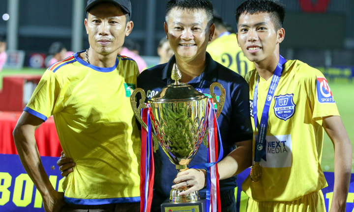 Văn Quyến chưa tìm được truyền nhân ở U17 SLNA