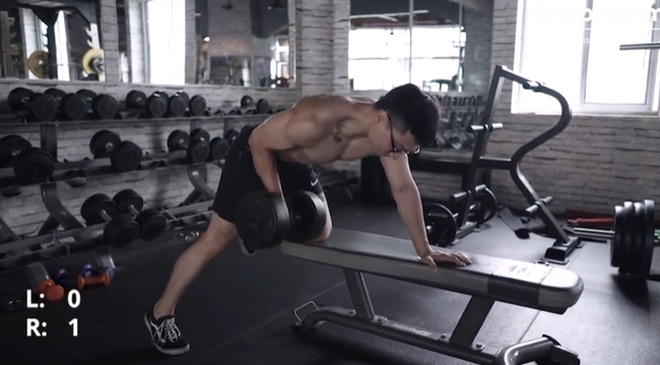 Video: Bài tập giúp cơ lưng phái mạnh chắc khỏe