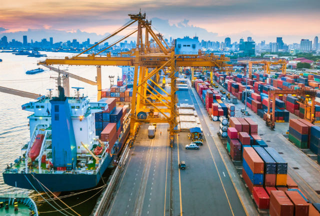 GDP 9 tháng tăng trưởng 2,12%