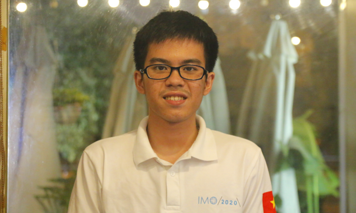 Nam sinh lớp 11 'ẵm' huy chương vàng Olympic Toán quốc tế 