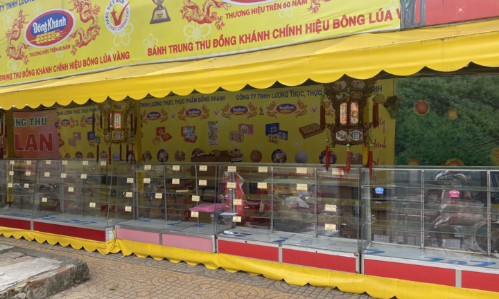 Ngày cuối, nhiều tiệm bánh trung thu ở TP.HCM giảm giá sốc... nhưng vẫn ế