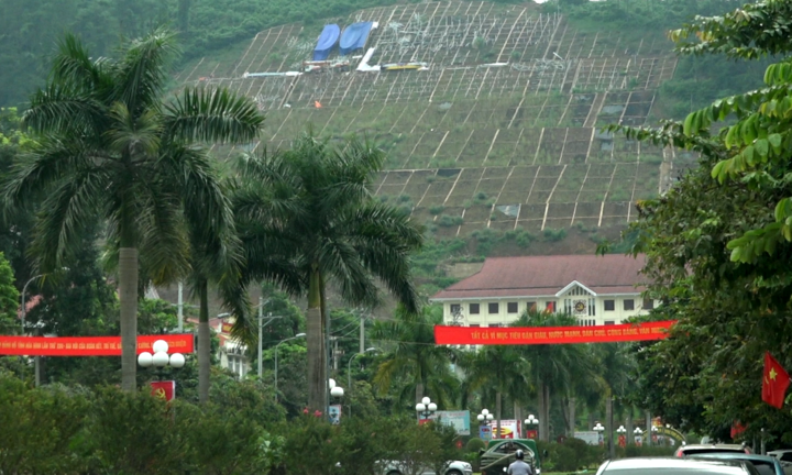 Xây lắp khẩu hiệu gần 11 tỷ đồng: Hòa Bình vận động xã hội hóa một phần