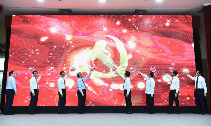 Khai trương trang tin điện tử Đảng Cộng sản Việt Nam - Đại hội XIII