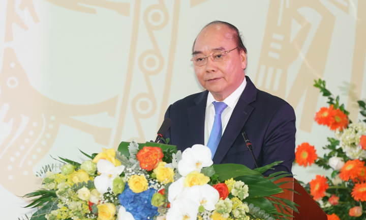 Thủ tướng: Thời tiết càng phức tạp, nhiệm vụ của ngành khí tượng càng nặng nề