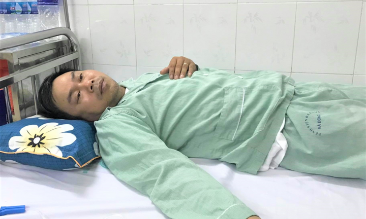 Sức khỏe phụ xe khách bị nhóm thanh niên đánh gục giờ ra sao?