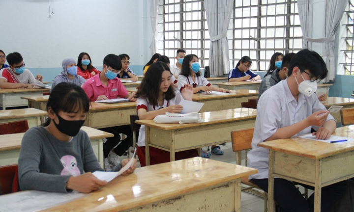 ĐH KHXH&NV TP.HCM có điểm chuẩn thấp nhất là 20 điểm