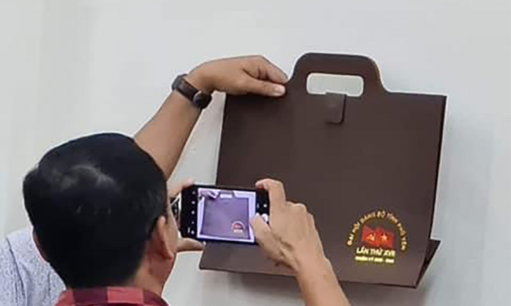 Đại hội Đảng bộ tỉnh Phú Yên không tặng quà các đại biểu