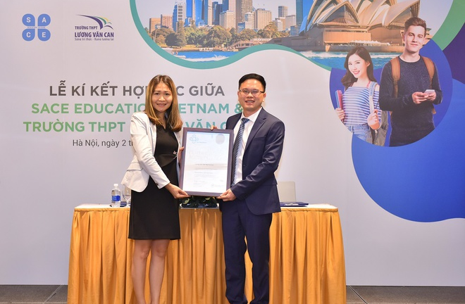 Học sinh bậc THPT ở Việt Nam du học tại chỗ và nhận bằng quốc tế danh giá