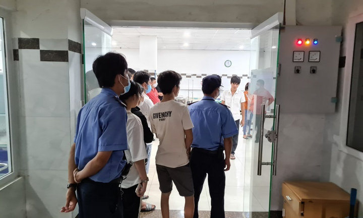 Đình chỉ bác sĩ mổ đau lưng khiến bệnh nhân mất mạng ở Bình Dương