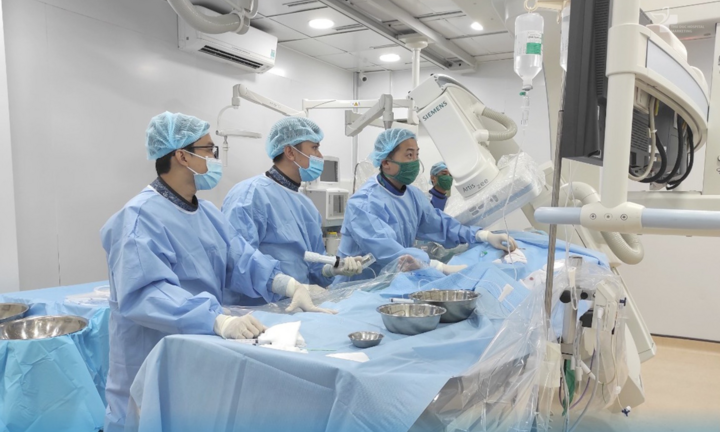 Cứu sống bệnh nhân tim đột ngột ngừng đập