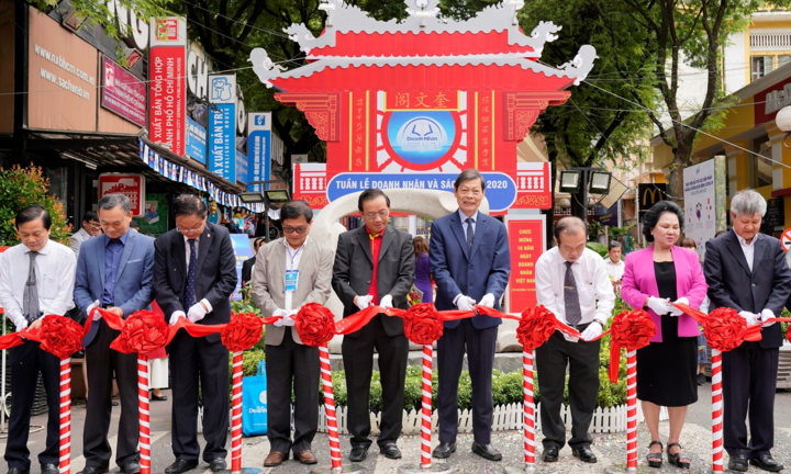 Vietjet đồng hành cùng 'Tuần lễ Doanh nhân và Sách 2020'