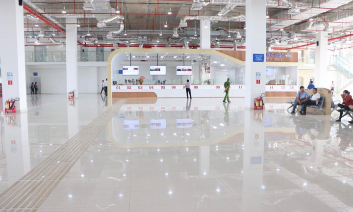 Người dân thích thú khám phá Bến xe Miền Đông mới hiện đại như cảng hàng không