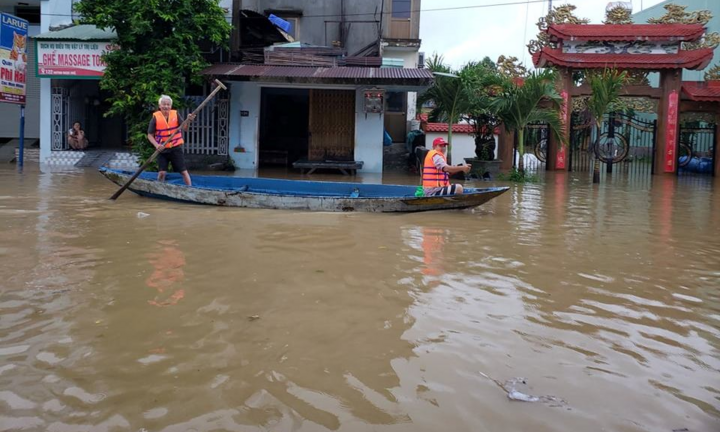 Lũ trên các sông ở Quảng Nam lên rất nhanh, sơ tán dân trước 18h hôm nay