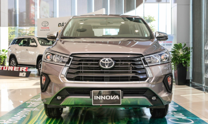 Chi tiết Toyota Innova 2.0G AT giá 865 triệu đồng
