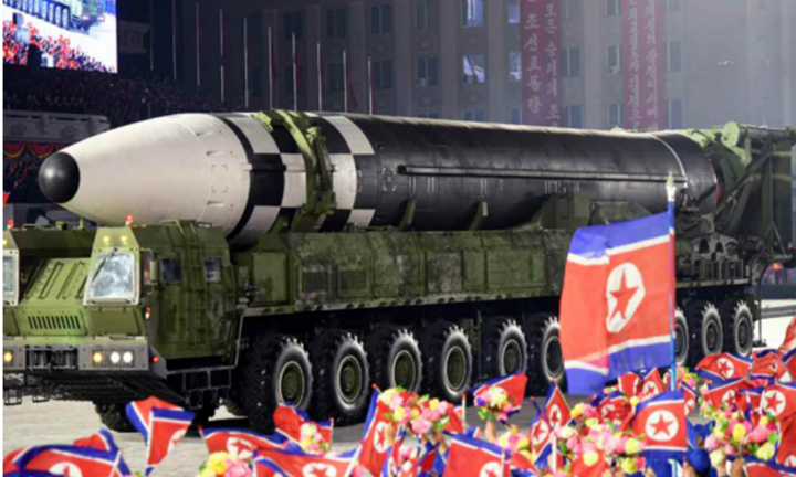 Ảnh: Chiêm ngưỡng hàng loạt vũ khí hoành tráng trong lễ duyệt binh Triều Tiên