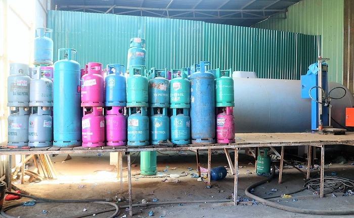 Phát hiện một xưởng sang chiết nạp gas trái phép quy mô lớn ở Hải Phòng