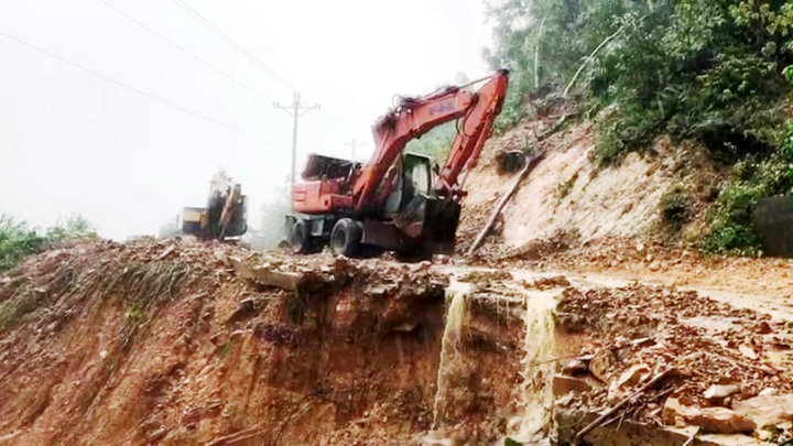 13 người mất tích ở Rào Trăng 3: Hiện trường sạt lở nguy hiểm, khó tiếp cận