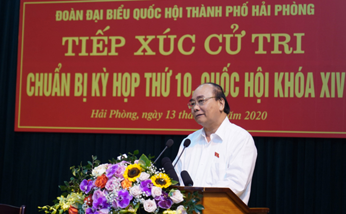 Thủ tướng: Sẽ xử nghiêm nếu phát hiện vi phạm liên quan sách giáo khoa