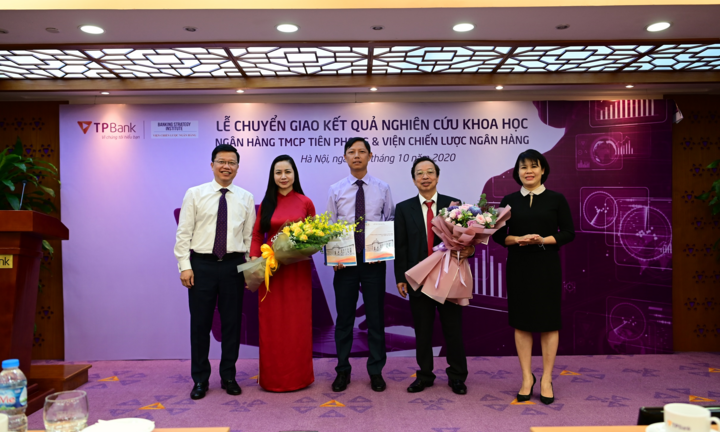 TPBank và Viện chiến lược ngân hàng hợp tác nghiên cứu khoa học