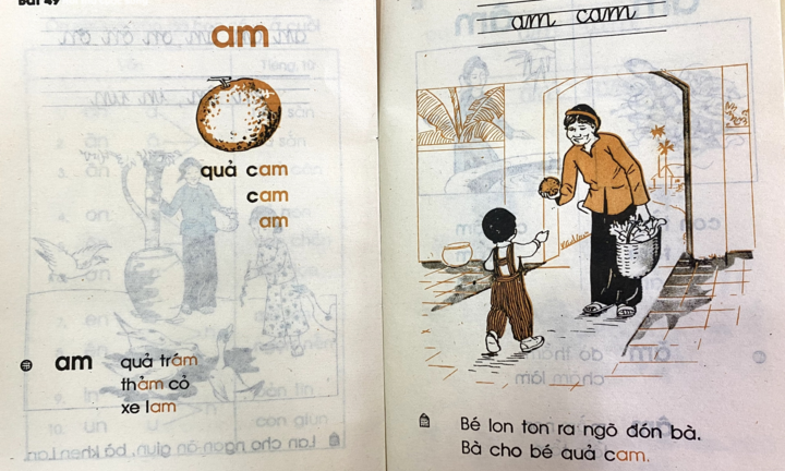 Cả tuổi thơ 8x, 9x ùa về qua từng trang sách Tiếng Việt 1 của 30 năm trước 