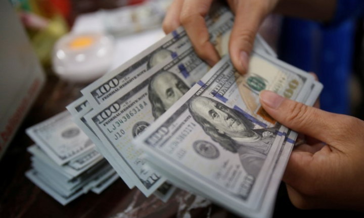 Tỷ giá ngoại tệ hôm nay 14/10: USD tăng vọt