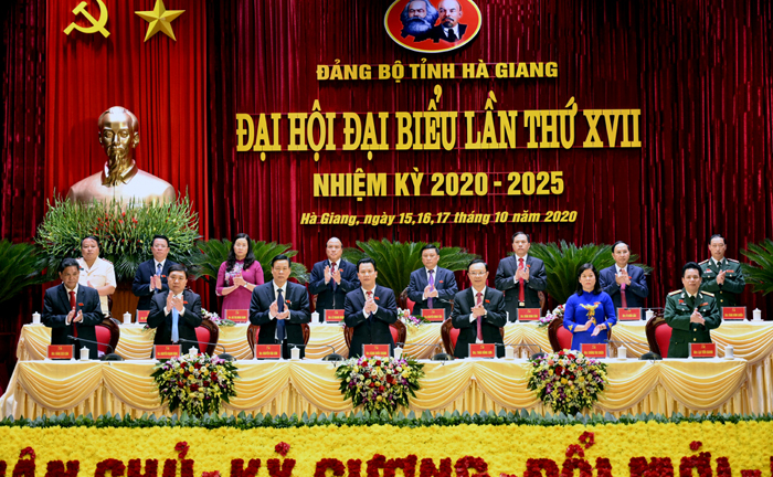 323 đại biểu họp phiên trù bị Đại hội Đảng bộ tỉnh Hà Giang lần thứ XVII