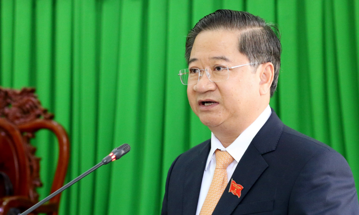 Tiến sĩ quân sự được bầu làm Chủ tịch UBND TP Cần Thơ