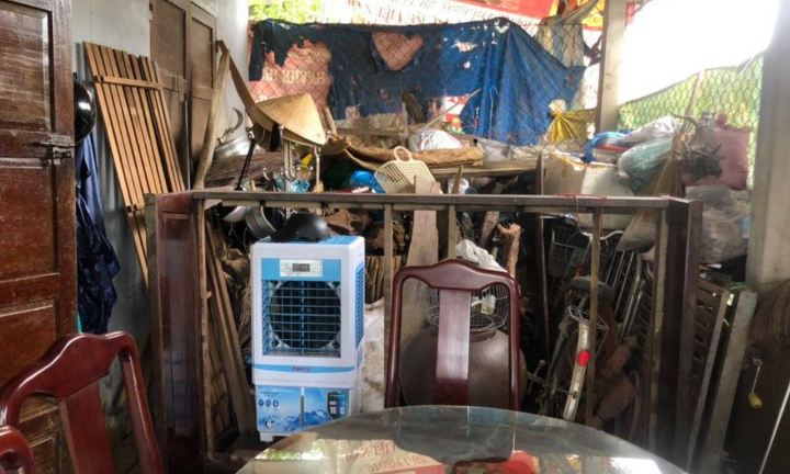 Hàng xóm nhà Chủ tịch huyện Phong Điền: 'Nhìn gia cảnh mà rớt nước mắt'