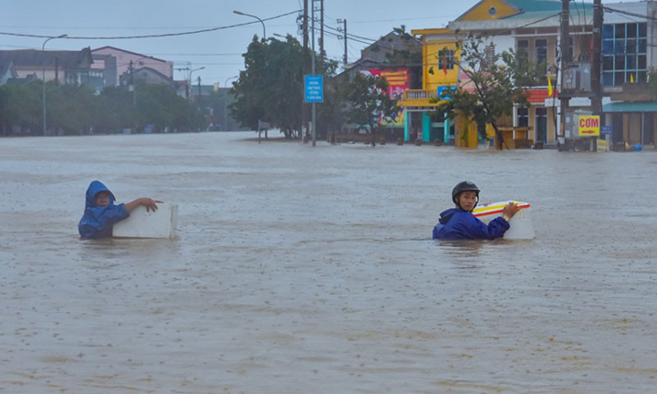 Miền Trung tiếp tục có đợt mưa to kéo dài nhiều ngày