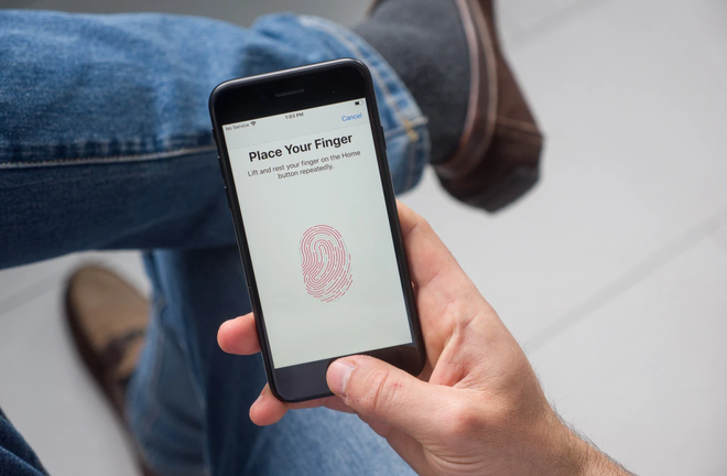 Tin đồn đầu tiên về iPhone 13