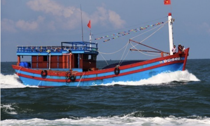 Mất liên lạc với 4 ngư dân ở vùng biển Trường Sa