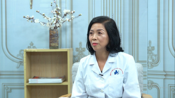 Chuyên gia hướng dẫn cách điều trị viêm da cơ địa