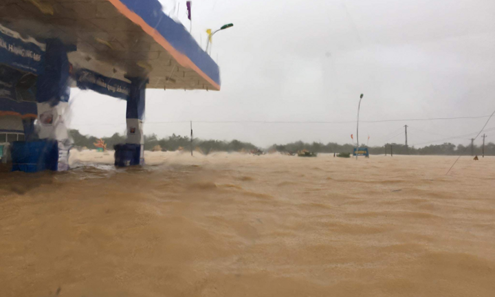 Quảng Bình hoãn Đại hội Đảng bộ tỉnh để tập trung khắc phục hậu quả lũ lụt