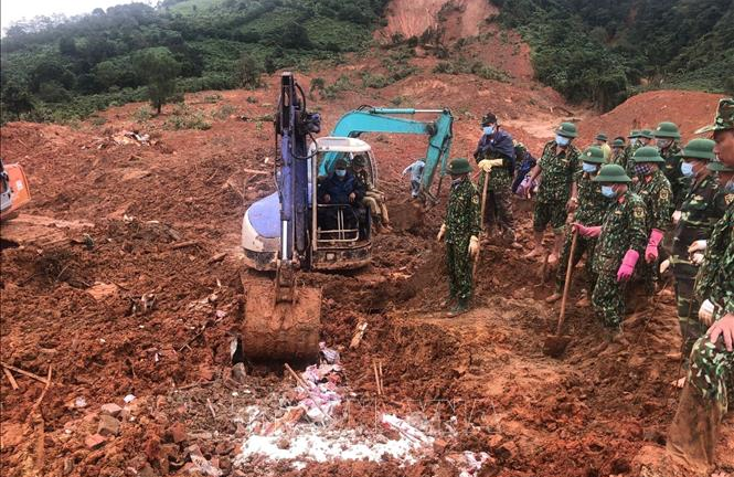 Truy tặng Huân chương Bảo vệ Tổ quốc cho 22 liệt sỹ Đoàn Kinh tế-Quốc phòng 337