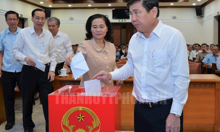 TP.HCM quyên góp ủng hộ đồng bào miền Trung bị lũ lụt