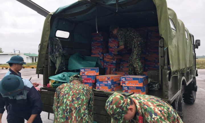 Chủ tịch MTTQVN Quảng Trị: Lương khô chưa về, sao cán bộ có thể chia nhau