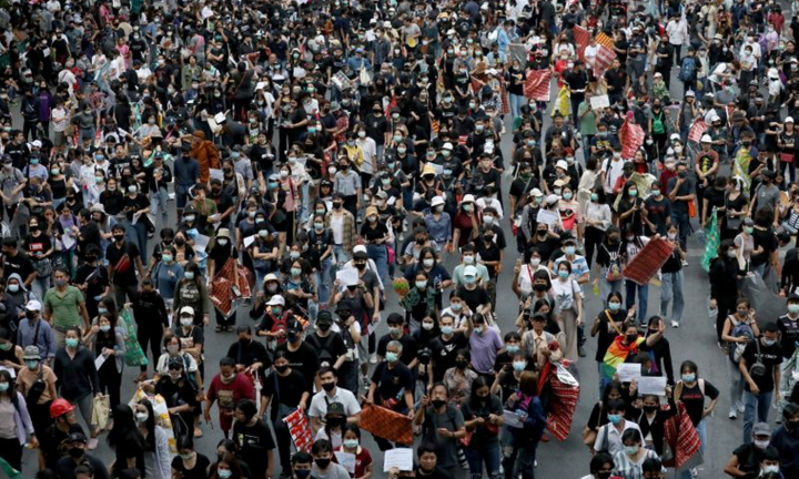 Người Thái Lan biểu tình ở Đại sứ quán Đức