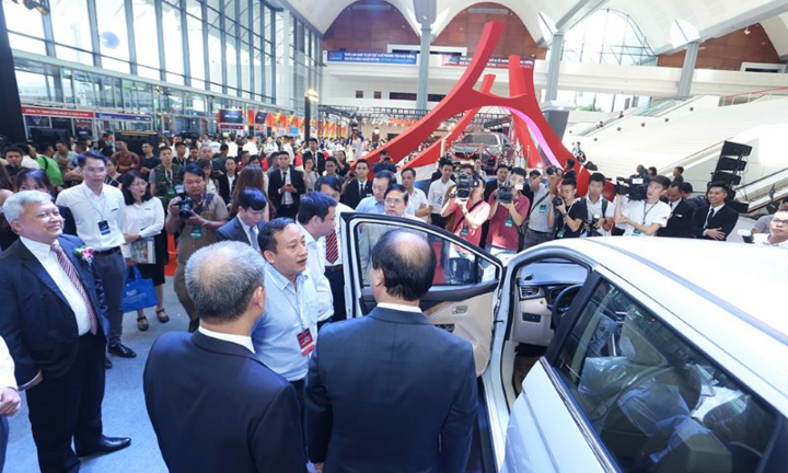 Nhiều hãng ô tô nổi tiếng tham gia Vietnam AutoExpo 2021