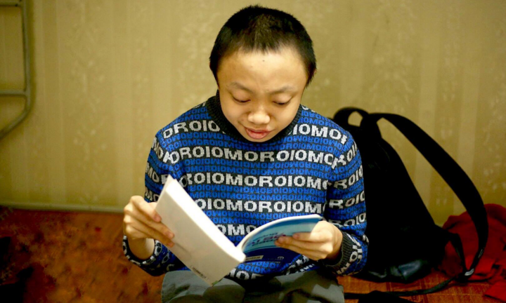 Hành trình 18 năm chiến đấu với bệnh xương thuỷ tinh của nam sinh ĐH Bách khoa