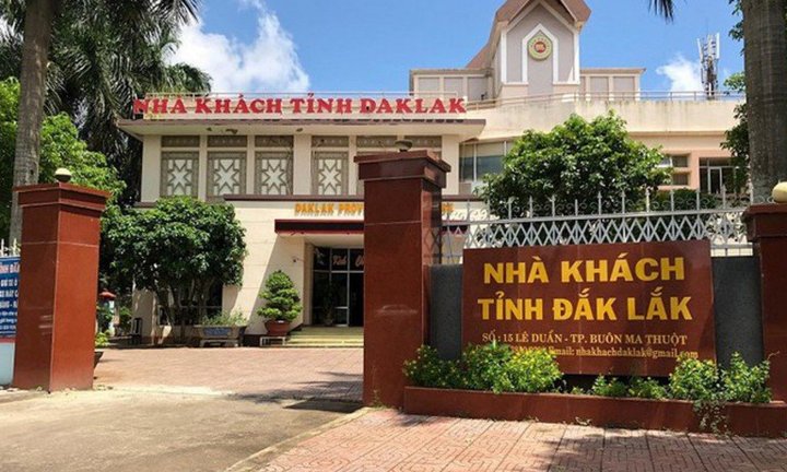 Bão số 9 đổ bộ, vì sao cán bộ Đắk Lắk vẫn đi miền Tây học tập kinh nghiệm?