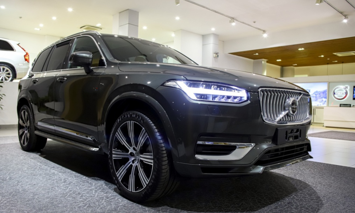 SUV sang 7 chỗ Volvo XC90 T8 2020 ra mắt tại Việt Nam